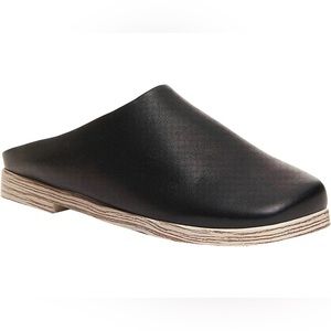 Kelsi Dagger Brooklyn Warner Mule